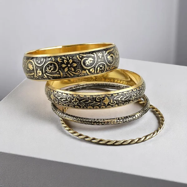 Bloom in Dark Bangles Set - Image 2